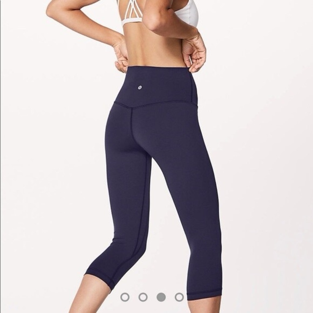 Lululemon Athletica Navy Align capri leggings